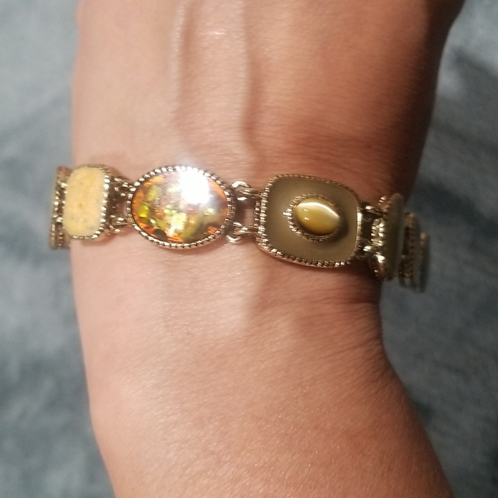 Bracelet - Picture 2 of 4